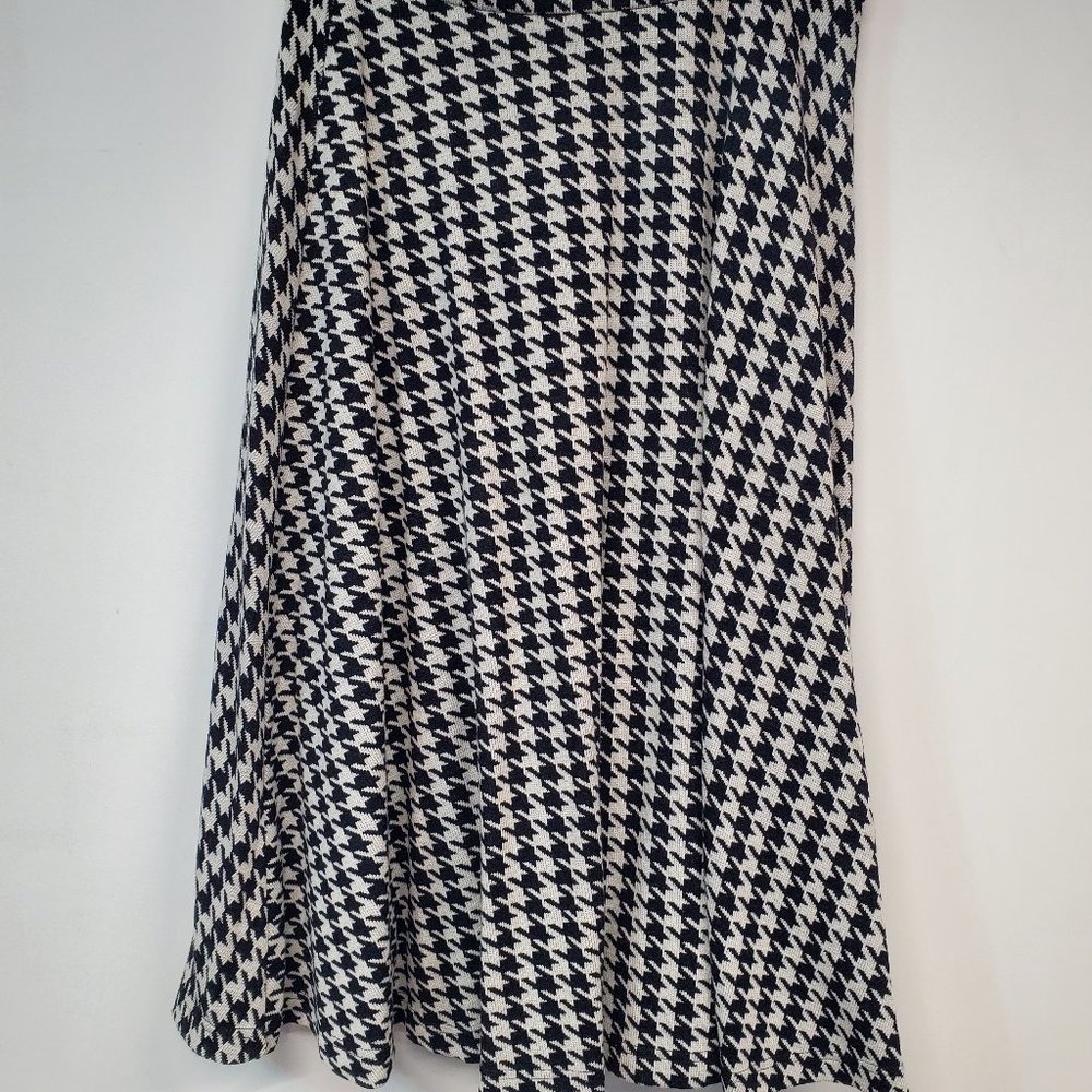 static midi knit hounstooth skirt